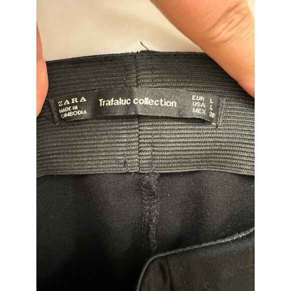 Zara Large Black Leggings with Faux Leather Side Panels - Picture 3 of 5